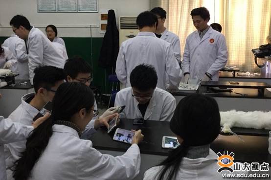http://www.view.sdu.edu.cn/__local/1/25/D8/F172AE2817DB90E4EB85A4C19CF_CC8BCF1A_28504.jpg